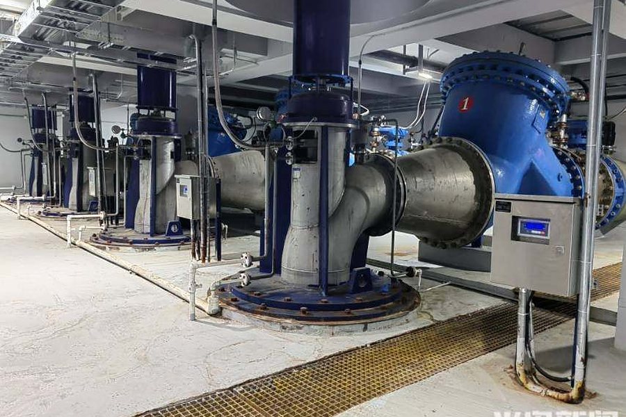 Coastal pipelines and desalination works