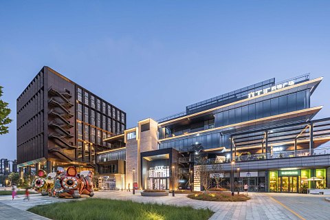 Retail & mall